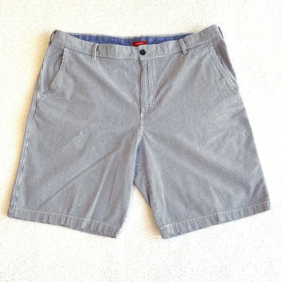 Izod Seersucker Shorts Men's 42 Flat Front Blue/White Pinstripe Cotton Preppy - Picture 1 of 9